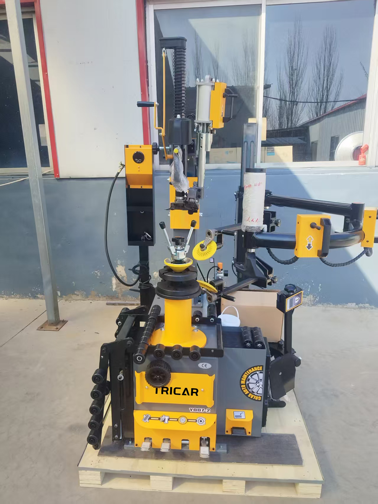 Tricar Luxury 28 Inch Fully Au - Servo Motor review and price